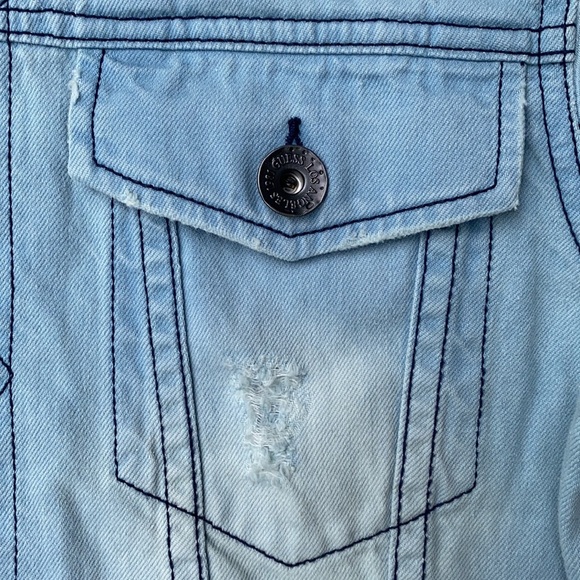 New GUESS Women's Denim Jacket SZ S - Picture 3 of 8